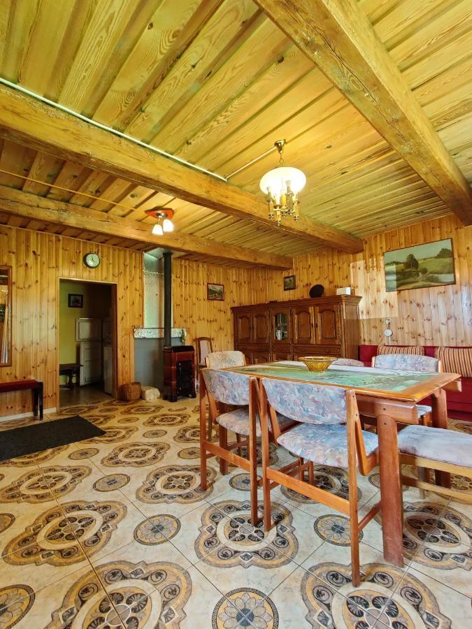 Zalioji Villa Padustis Luaran gambar