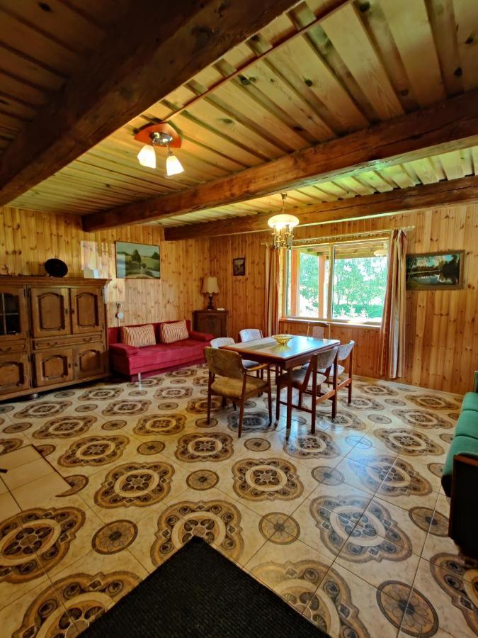 Zalioji Villa Padustis Luaran gambar